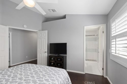 27093 Rainbow Crk Dr, Temecula CA 92591-4570 exterior