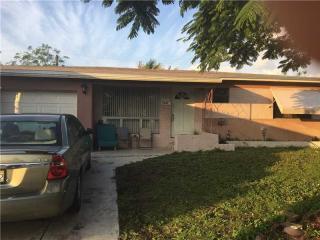 7541 Polk St, Hollywood, FL 33024-7019