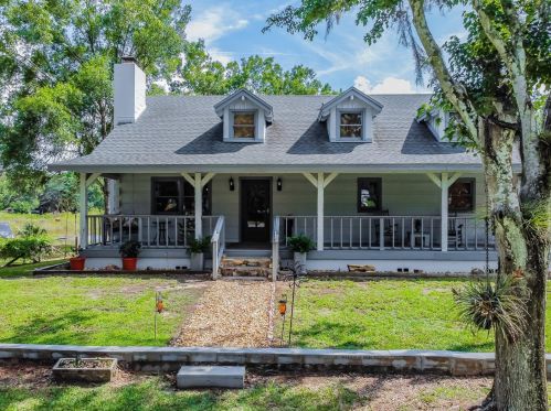 5625 Drexel Rd, Land O Lakes, FL 34638-3010
