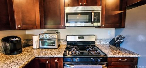 8945 Libra Dr, San Diego CA 92126-4708 exterior