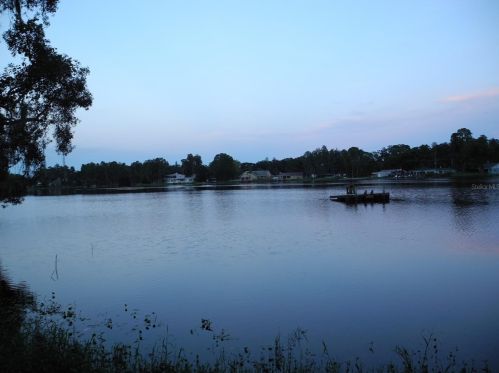 18717 Hamilton St, Lutz FL  33549-3820 exterior