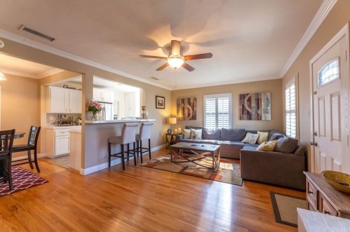 6028 Dunrobin Ave, Lakewood CA  90713-1034 exterior