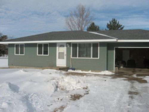 208 1st St, Ottertail, MN 56571-7162