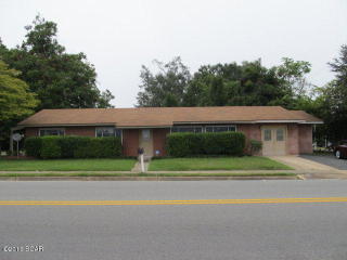 2976 Smith St, Marianna, FL 32446-2930