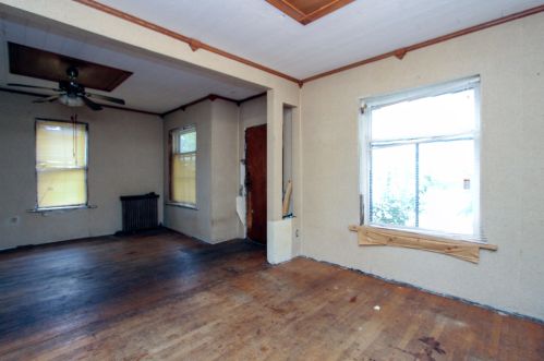 812 Burleigh St, Milwaukee WI 53222-4804 exterior