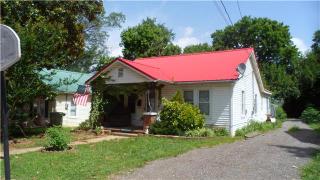 416 3rd St, Lawrenceburg, TN 38464-3429