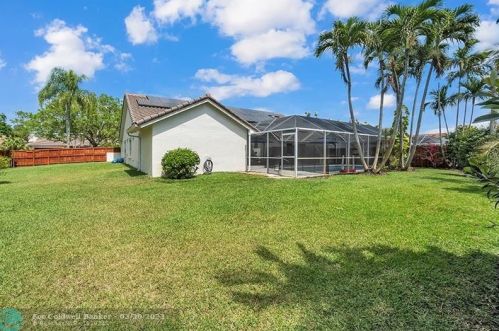 16340 11th St, Hollywood FL 33027-5115 exterior