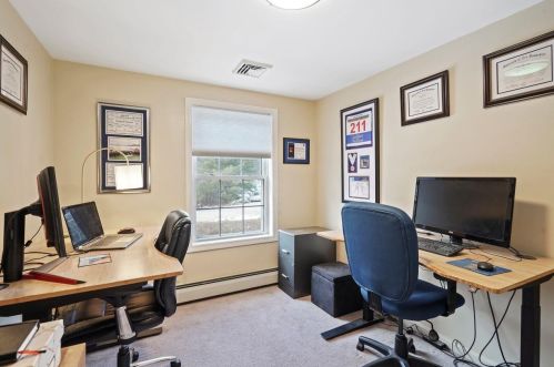 7 Bayou Dr, Raymond NH  03077-2364 exterior