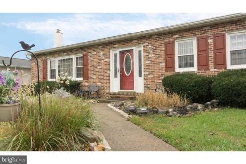 758 Bob Bea Ln, Harleysville, PA 19438-1603