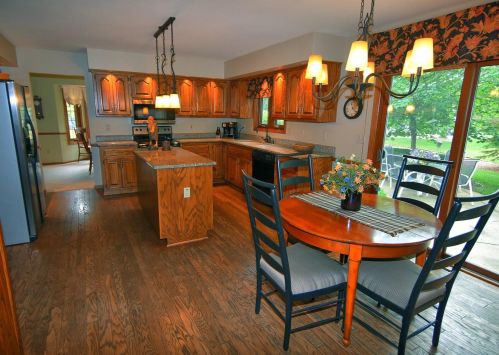 3840 Pohl Dr, Waukesha, WI 53151-9019