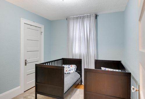 939 Bayard Ave, Saint Paul MN 55102-4003 exterior