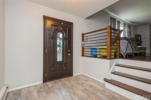 111 Cybowski Ct, South Plainfield, NJ 07080-4911