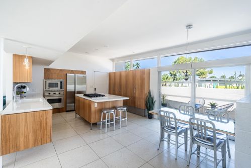 3551 Avenida Fey Norte, Palm Springs CA  92262-5409 exterior