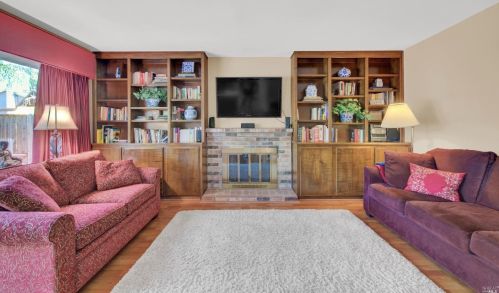 296 Plantation Way, Vacaville CA  95687-5934 exterior