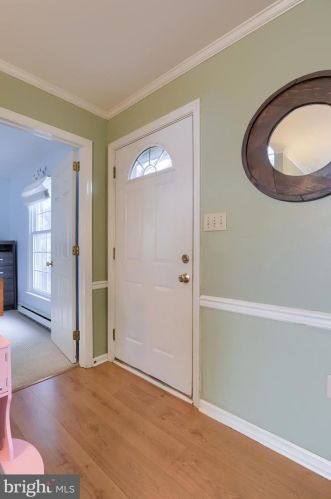 3200 Greenridge Dr, Lancaster, PA 17601-1328