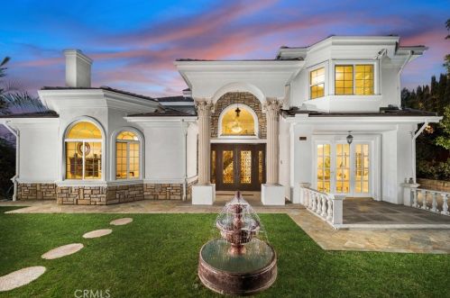 568 Avenida Esplendor, Walnut CA  91789-2684 exterior