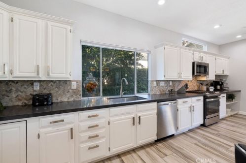 78720 Avenida La Fonda, La Quinta CA  92253-2805 exterior