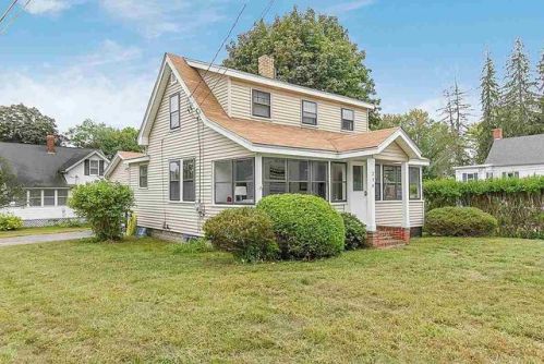 294 High St, Somersworth, NH 03878-1830