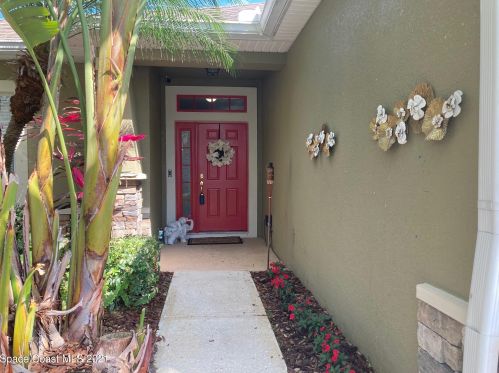441 Waterside Cir, Titusville, FL 32780-3530