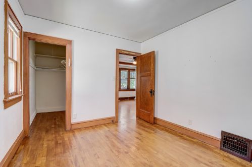 2963 52, Milwaukee WI 53210-1610 exterior