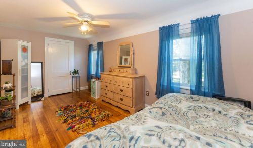 158 7th Ave, Collegeville PA  19426-1904 exterior