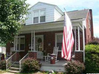8 Pine St, West Enola, PA 17025-2827
