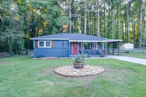 210 Gwinnett St, Fayetteville GA  30214-1727 exterior