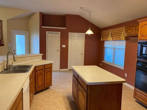 1520 Summerfield Dr, Allen TX  75002-1859 exterior
