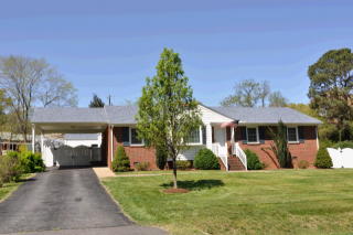 2814 Poyntelle Rd, Richmond, VA 23235-2154