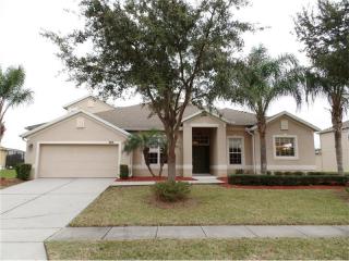 3126 Twisted Oak Loop, Kissimmee, FL 34744-9254