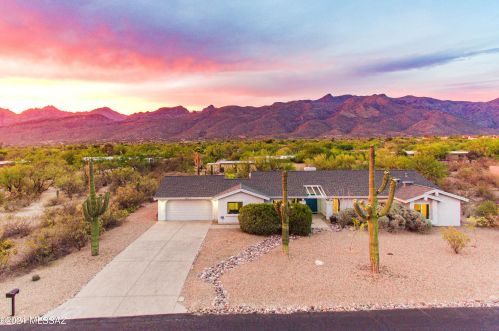 10511 Sunnywood Dr, Tucson, AZ 85749-9124