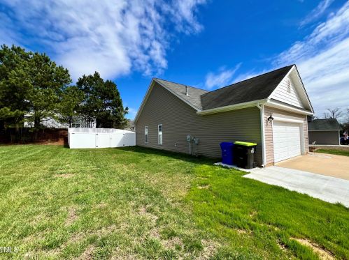 3922 Northrop Dr, Haw River NC  27258-8829 exterior