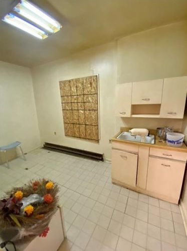 623 Duss Ave, Ambridge PA  15003-2023 exterior