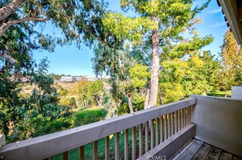 402 Westchester Pl, Fullerton CA  92835-2705 exterior