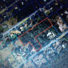 700 Candy Ln, Cantonment, FL 32533-6982