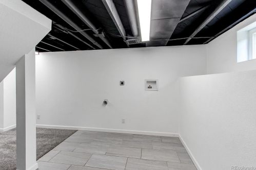 2676 Irving St, Denver CO  80219-5829 exterior