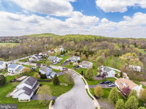 309 Williams Cir, Collegeville PA  19473-2344 exterior