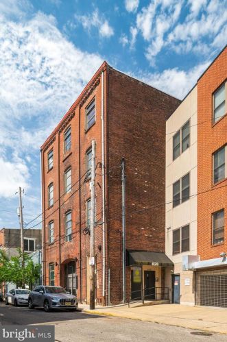 828 Hancock St, Philadelphia PA  19147-3441 exterior
