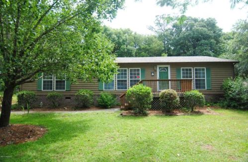 547 Groves Point Dr, Hampstead, NC 28443-3158