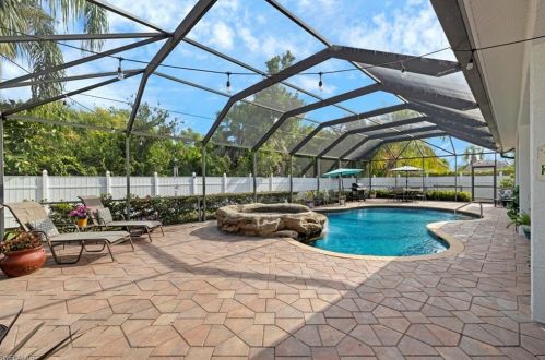 4634 Sierra Ln, Bonita Springs, FL 34134-7253