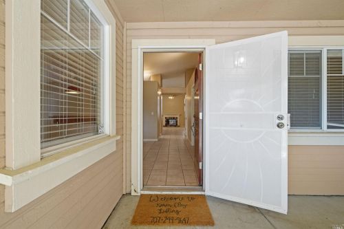 1705 Austin Dr, Liberty Farms, CA 95620-4536