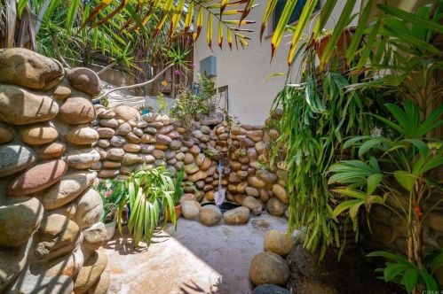 4438 Pescadero Ave, San Diego CA 92107-3629 exterior