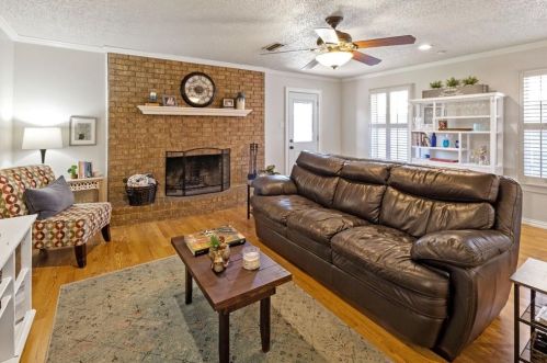 1148 Jeffery Trl, Irving TX  75062-6951 exterior