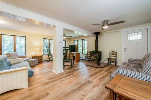 188 Bellvale Lakes Rd, Warwick NY  10990-3454 exterior