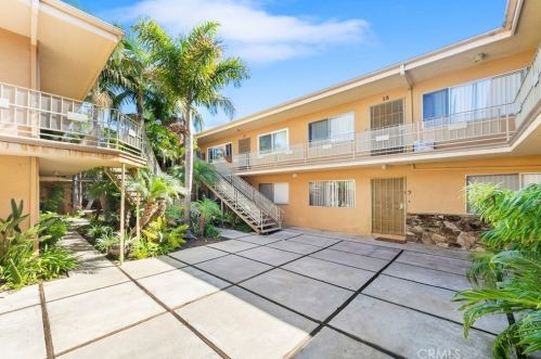 3025 5th St, Long Beach CA  90802-2049 exterior