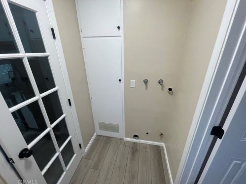 807 Chevy Chase Dr, Glendale CA 91205-3018 exterior