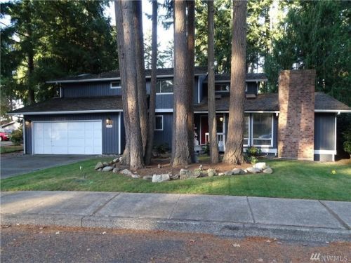 2705 32nd Ave, Puyallup, WA 98374-4122