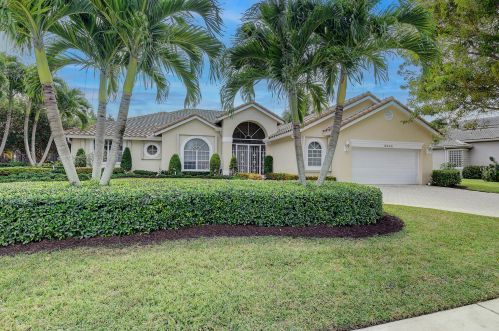 8040 Muirhead Cir, Boynton Beach, FL 33472-5017