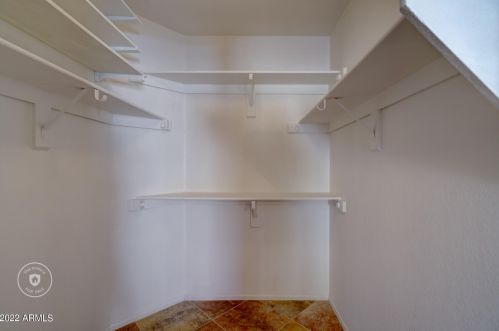 3844 Alameda Rd, Glendale AZ  85310-3301 exterior