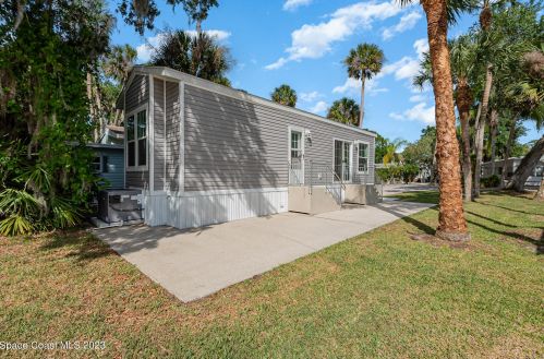 503 Lake Dr, Titusville FL  32780-2535 exterior